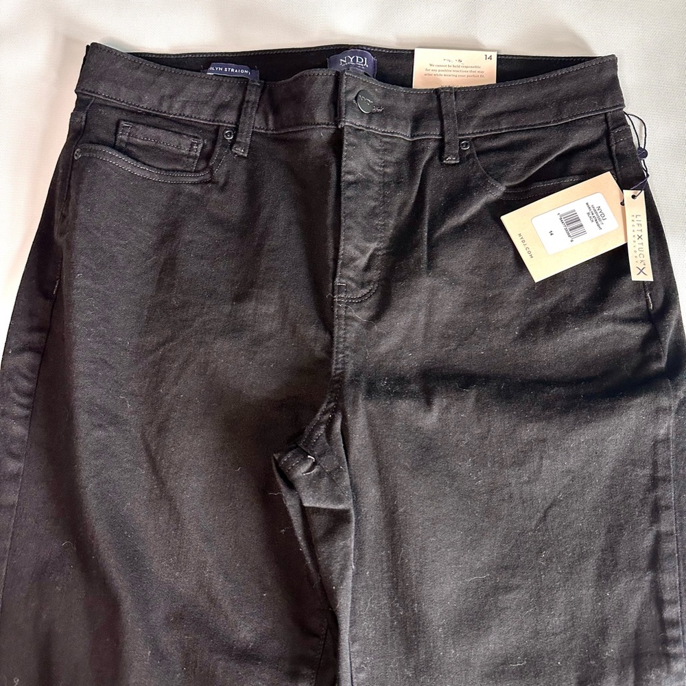 NYDJ Marilyn Straight Leg Lift x Tuck Black stretch jeans Size 14 NWT - Picture 2 of 10
